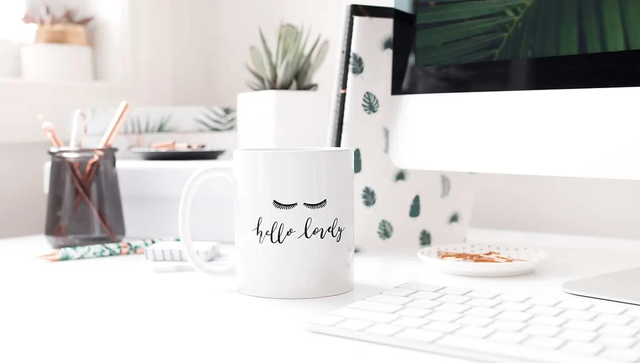 We have all heard how important it is to grow your email list but do you know how to do it? Or which is the best way? Here's what's worked for me. 