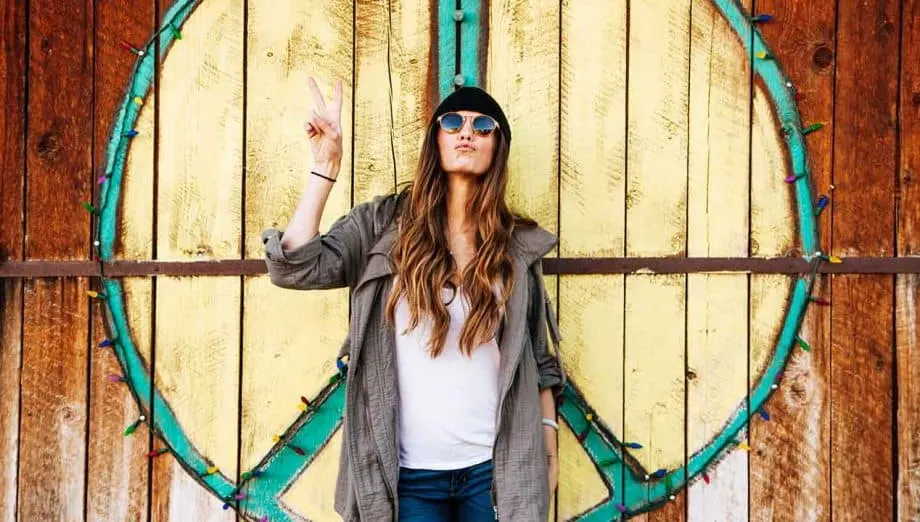 Want to be more independent and stop relying on others but not sure where to start? These 10 Ways to Gain Independence will have you kicking your own goals.