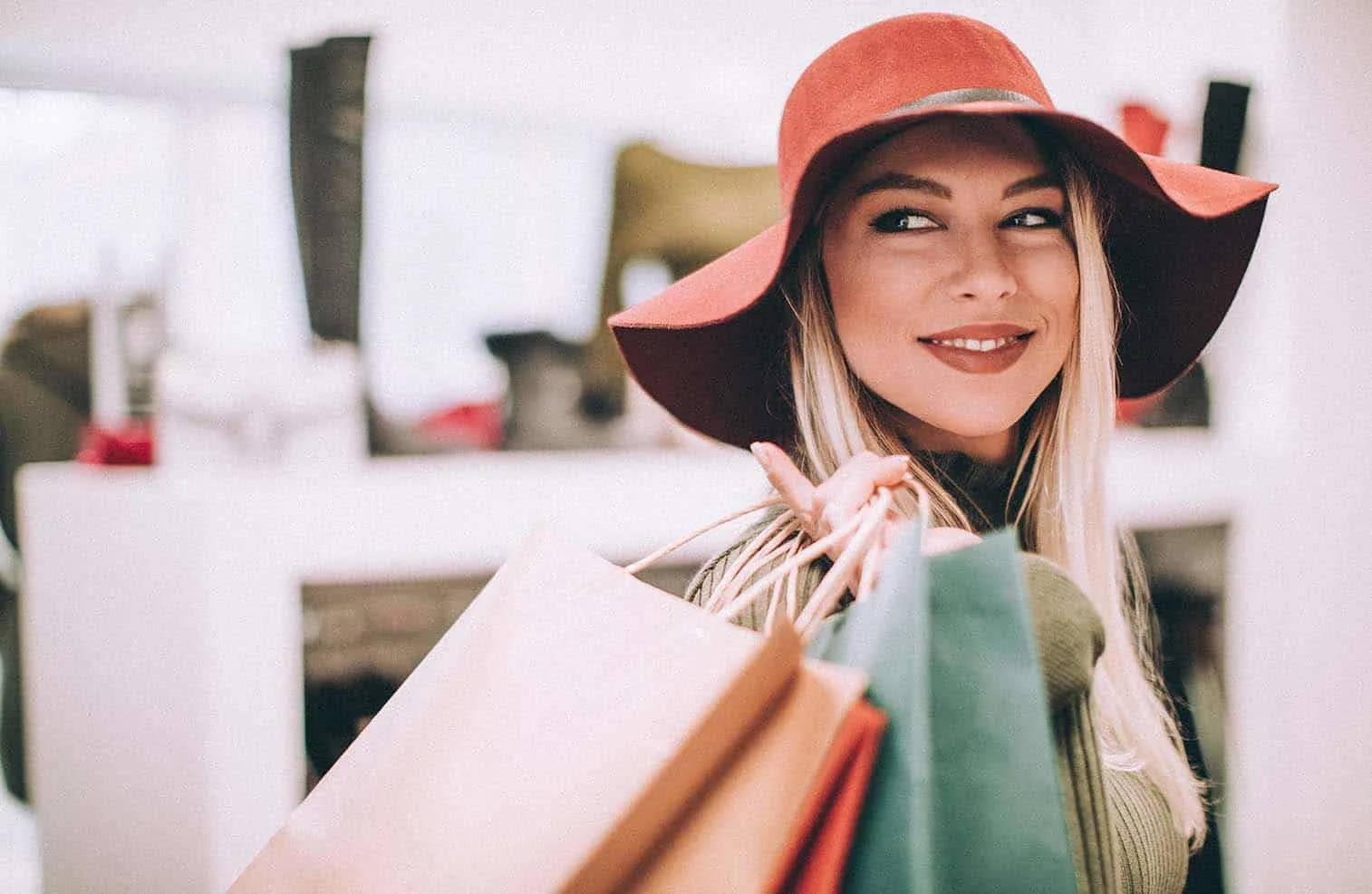 Want to save money without giving up spending on your favourite things? It's absolutely possible, you just need to be smart about how you manage your money.