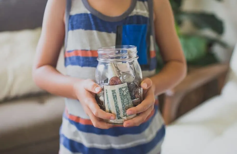 It can be hard to determine if you need an emergency fund before you pay off debt. Both ways have benefits, but this is which one you should choose and why.