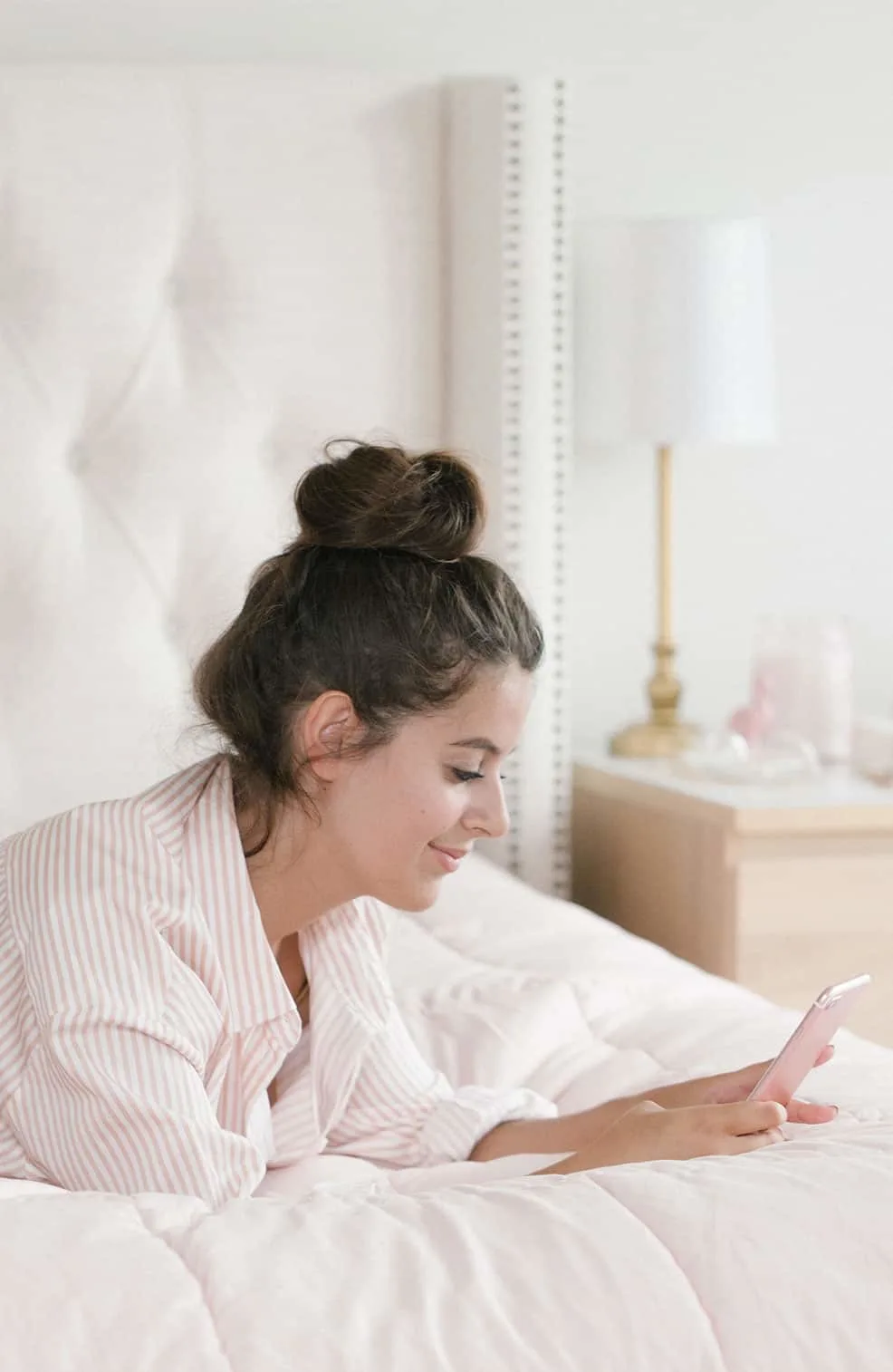 Are you spending your nights scrolling social media and still going to bed too late? Try this list of things to do before going to be instead