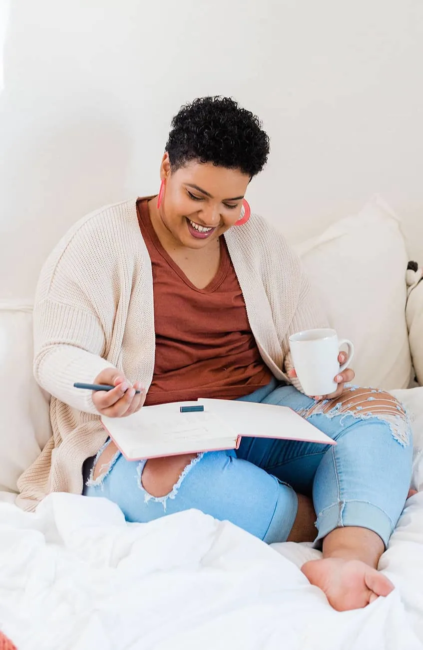 Are you spending your nights scrolling social media and still going to bed too late? Try this list of things to do before going to be instead