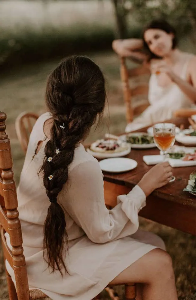 Learn what to do when you're in a toxic friendship, how to figure out if your friendships are toxic, and the signs that show if you're stuck in one