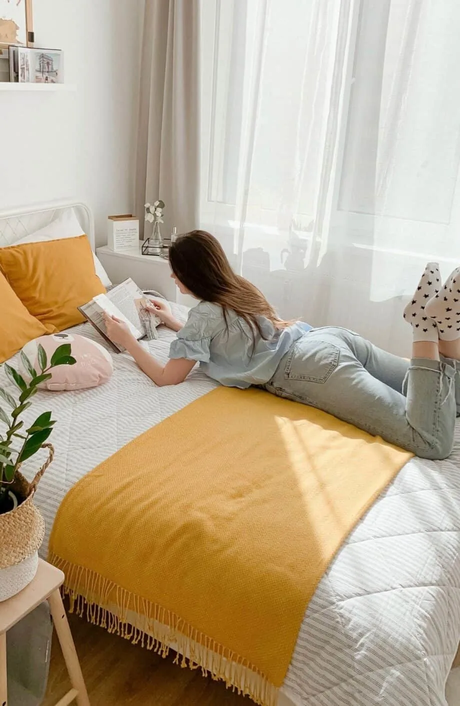 One way to include gratitude in your day is by saying positive affirmations. These are brief, simple statements that declare something about yourself or your situation in a positive light. Here are 60 powerful gratitude affirmations for a positive outlook.