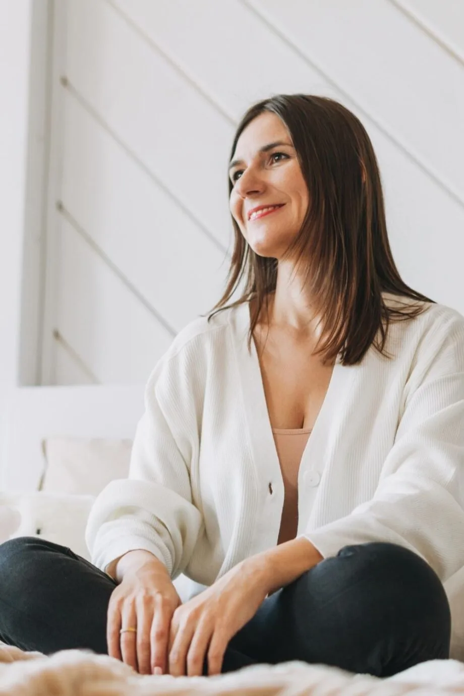 Use these productivity affirmations to stop procrastination and get things done! Repeat them each morning, get into a positive mindset and go!