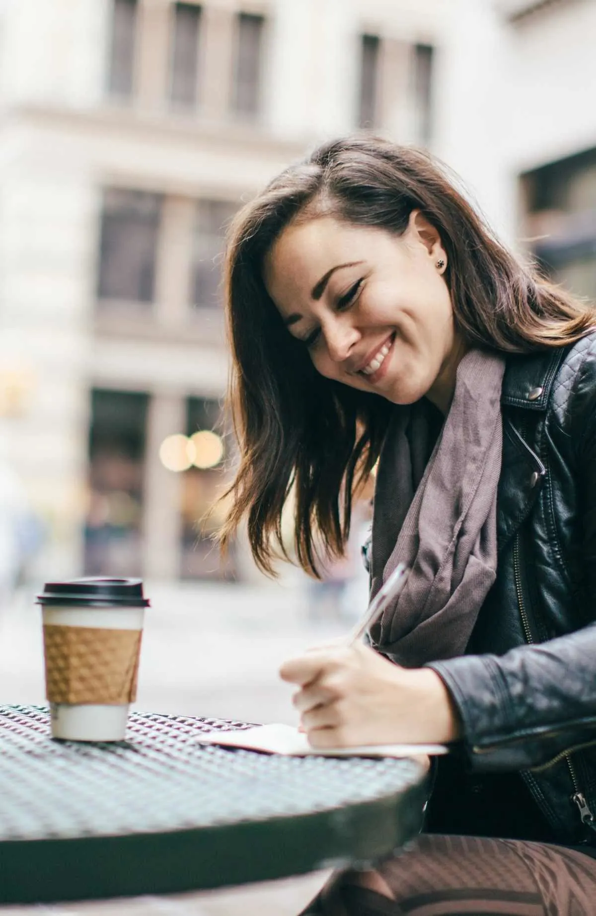 Journaling is a form of self-care that can be hugely beneficial for your mental health. There are many ways to express yourself through journaling. Here are 21 powerful types of journaling you can try today.